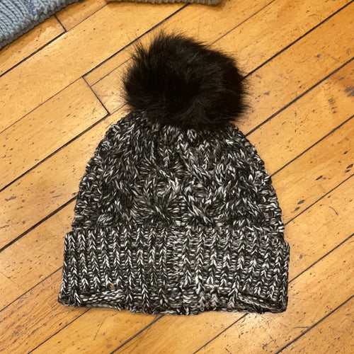 Pom Pom Knit Hat